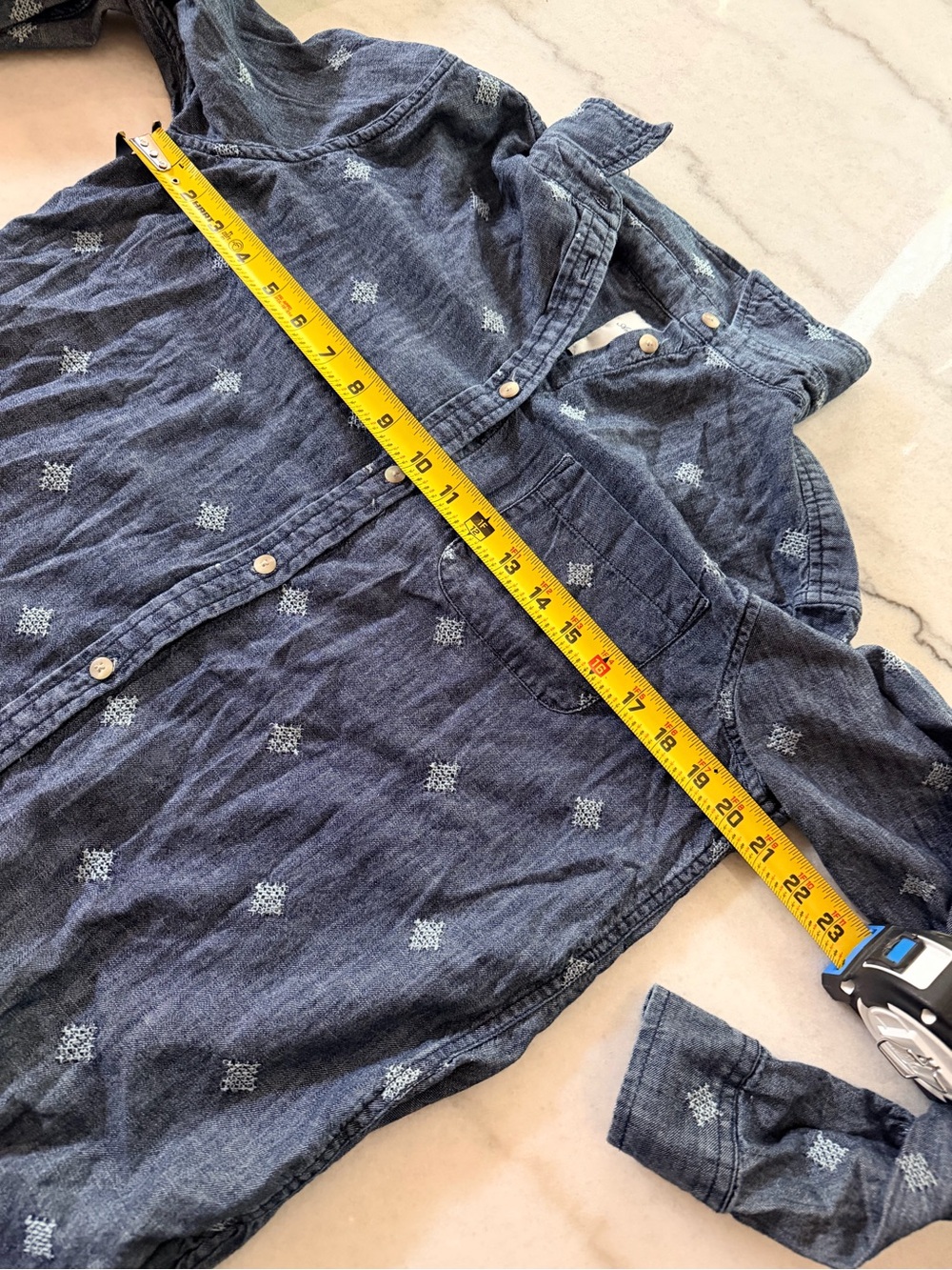 American Eagle Outfitters Chambray Button-Up Shirt in Blue with White Motifs - Picture 5 of 5